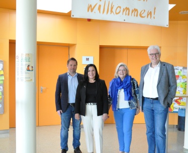 {c_pb_item_image_alt_text}