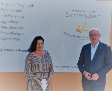 LH-Stellvertreter Stephan Pernkopf zu Besuch im Ambulatorium und Autismuszentrum Sonnenschein-