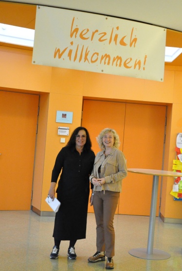 LR Eva Prischl zu Besuch im Ambulatorium Sonnenschein-